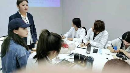 文山玻尿酸注射培训学校主要学些什么?