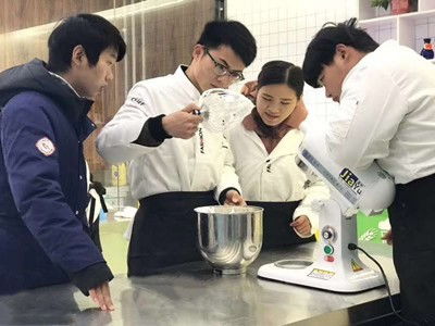 吉安烘焙培训百甲蛋糕培训学校