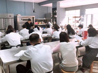 图 鞍山铁东私房烘焙培训西餐培训学校 选择南昌艾瑞斯培训学 鞍山职业培训 鞍山列表网
