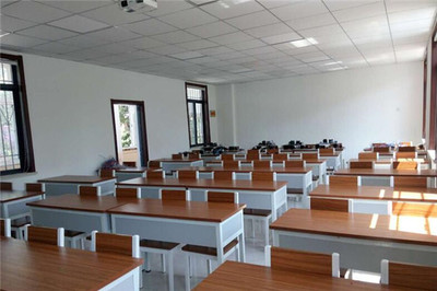 探索培训学校加盟 费用构成与投资回报解析